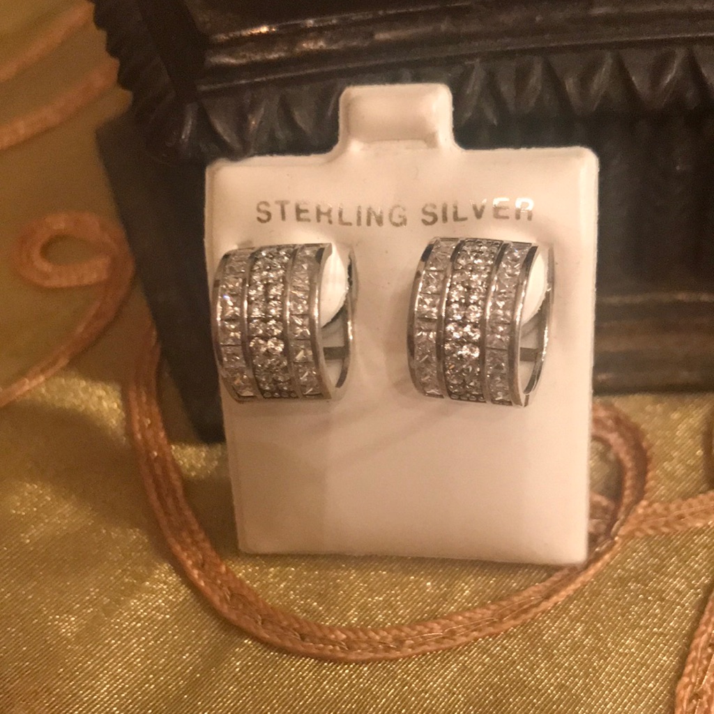 Silver 925 Huggie Hoop Earrings 44$